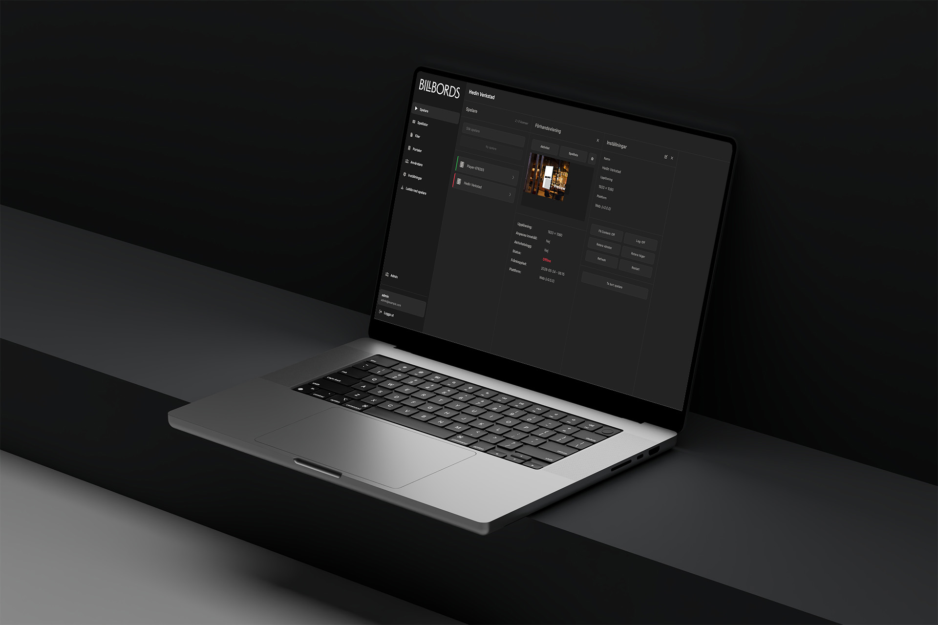 Playo dashboard på laptop